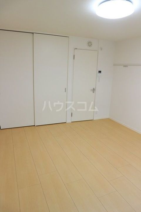 SCENE Iの居間