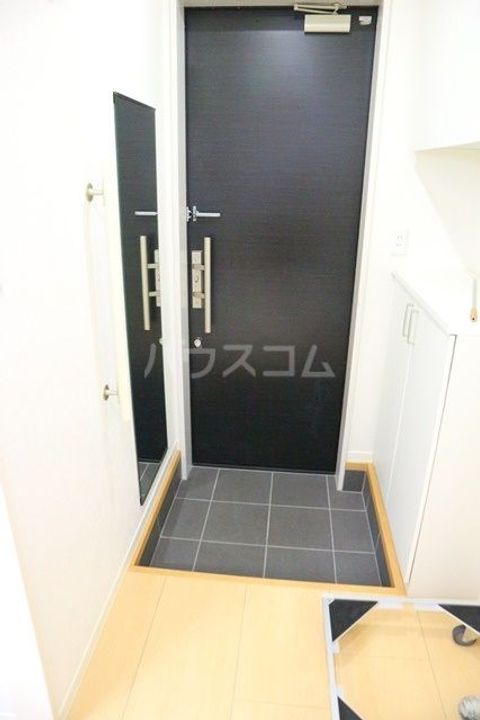 SCENE Iの玄関