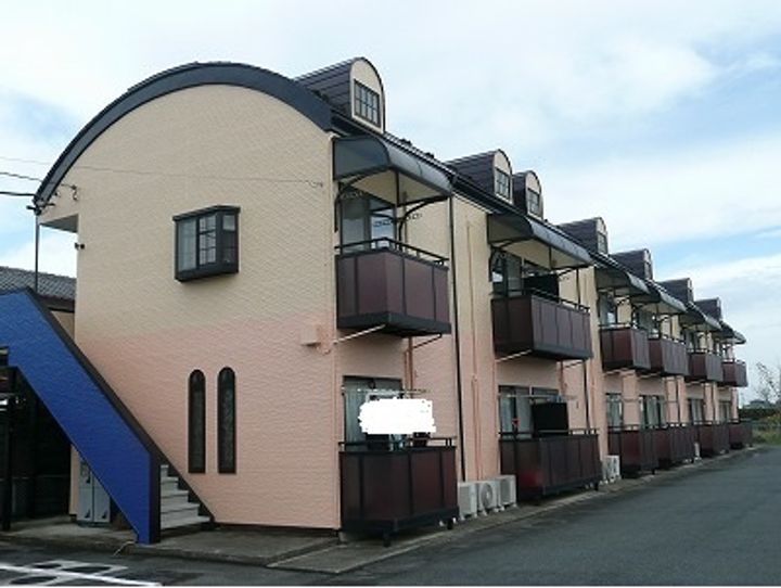 シャレーリーバイスの外観