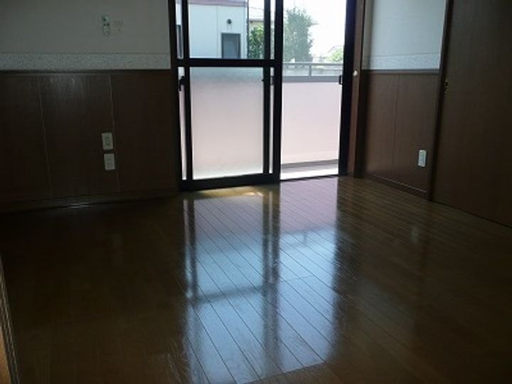 シャレーリーバイスの居間