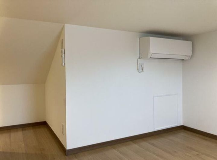 BRILLANT HK4の内装