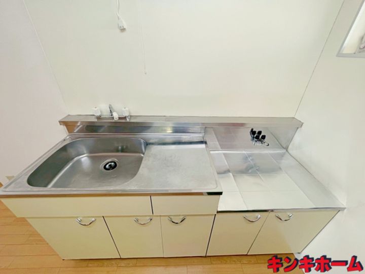 広島県広島市中区東千田町2(マンション)の賃貸物件のキッチン