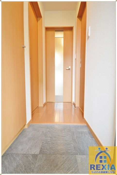 グランコート稲毛の玄関