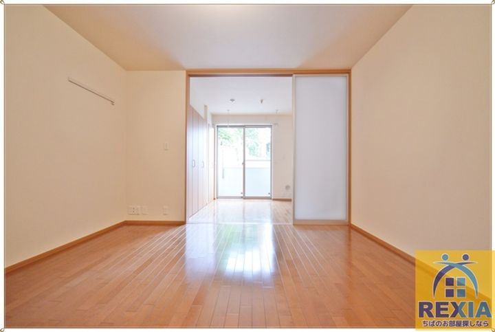 グランコート稲毛の居間