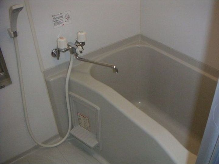 北海道札幌市中央区南四条西11(マンション)の賃貸物件の風呂