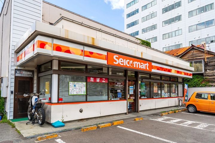 北海道札幌市中央区南四条西11(マンション)の賃貸物件の周辺