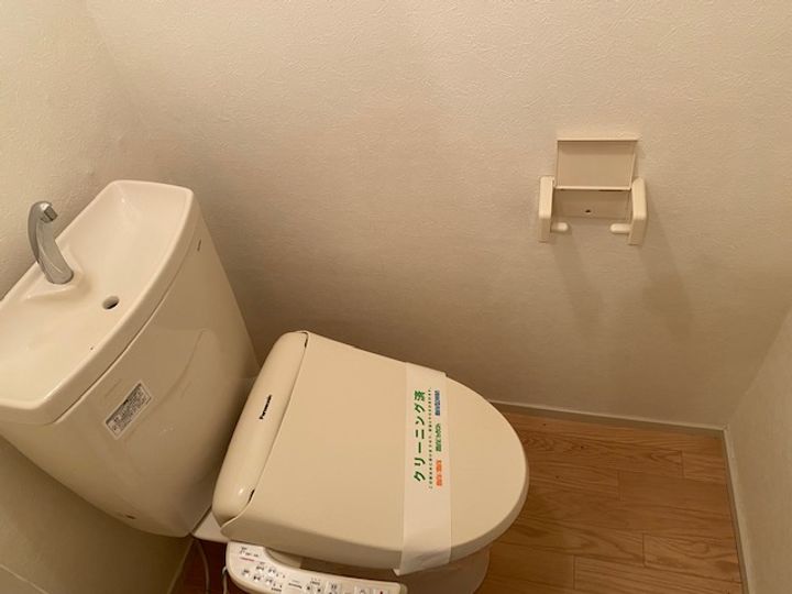 ロイヤルマンション上小出の内装