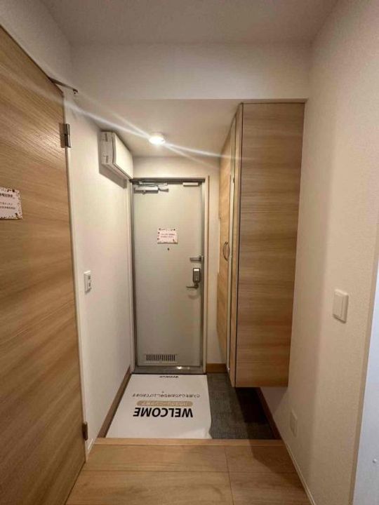 兵庫県小野市天神町(アパート)の賃貸物件の玄関