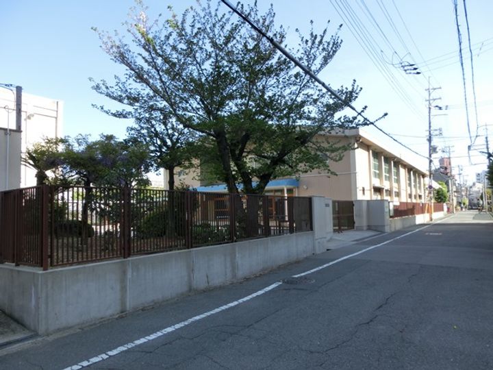 ミコノス625の周辺