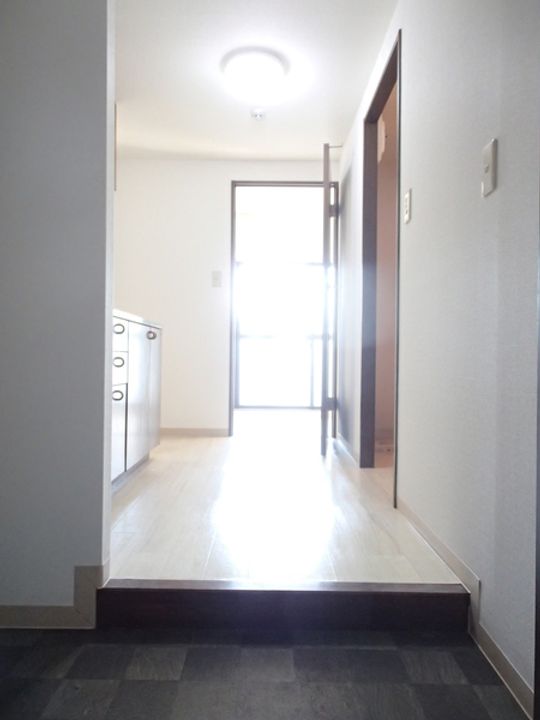 サンライズマンションの玄関