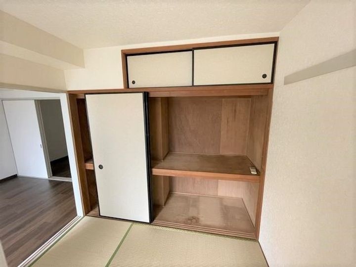 ラポールヤマミツの内装