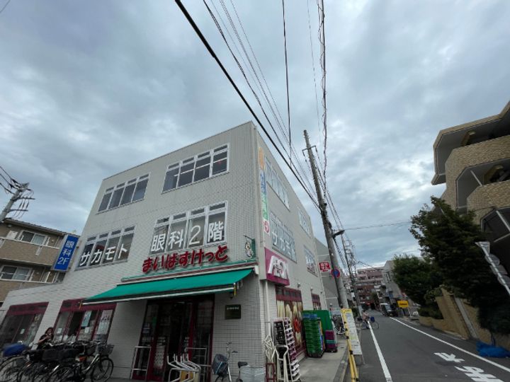 ラポールヤマミツの周辺