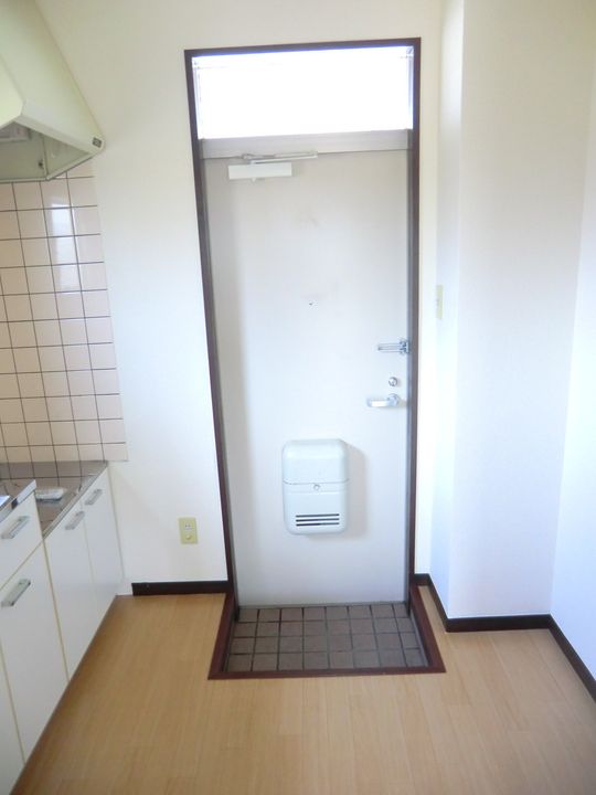 ウィンディ鈎取の玄関