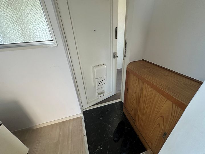 大阪府守口市大枝西町(マンション)の賃貸物件の玄関