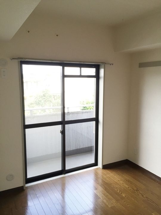 ロイヤル二俣川B棟の内装