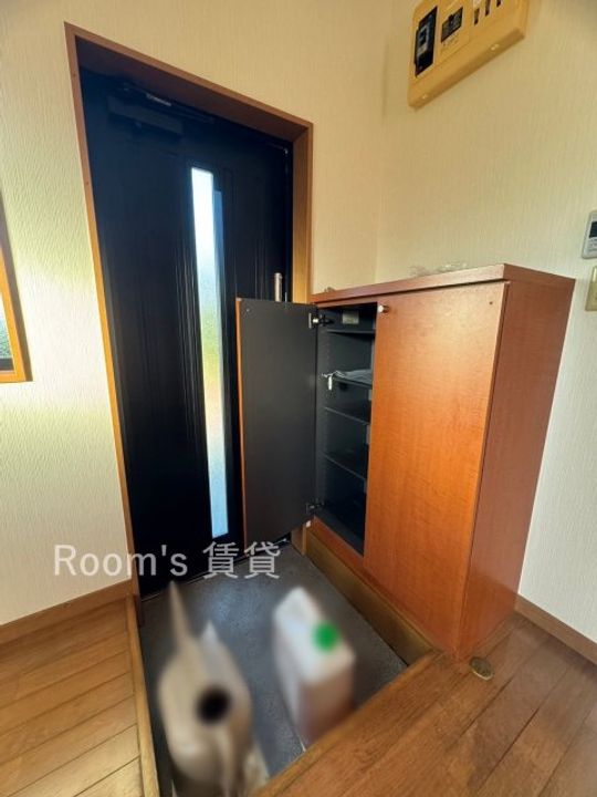 オレンジハウスAの玄関