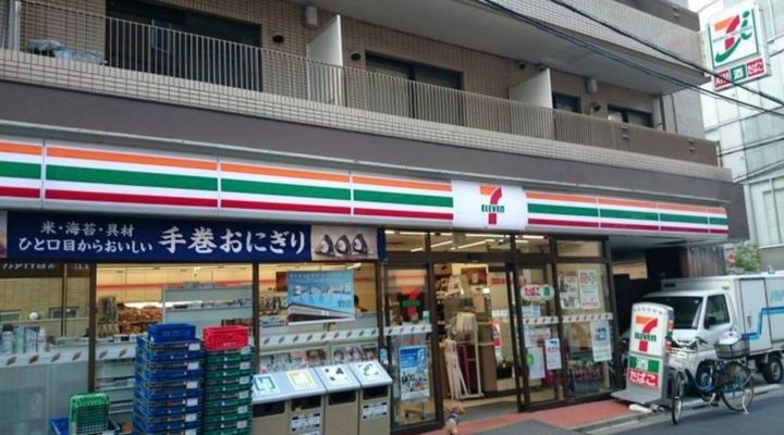 ルネサンス六本木プレミアムコートの周辺