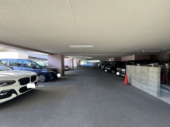 オーパス・ワンの地図