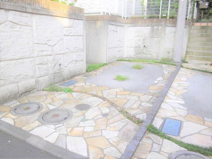 神奈川県横浜市青葉区藤が丘2(一戸建)の賃貸物件の地図