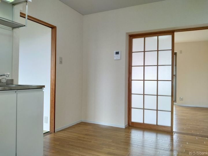 セラミックハウスBeeの内装