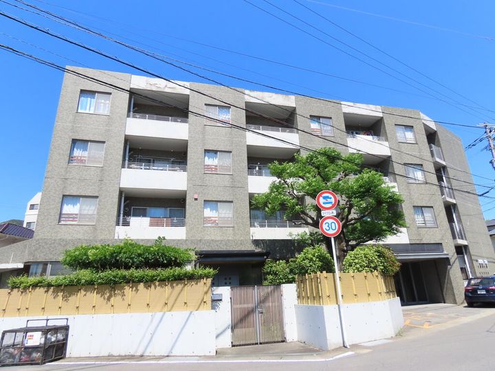 長崎県西彼杵郡長与町嬉里郷(マンション)の賃貸物件の外観