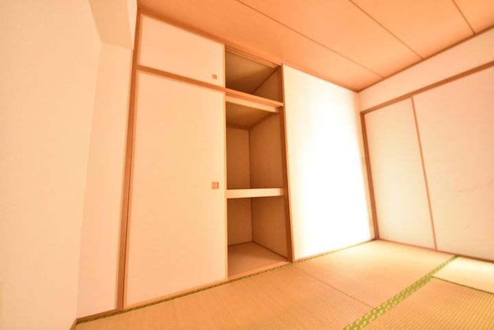 ルピナス守恒の内装