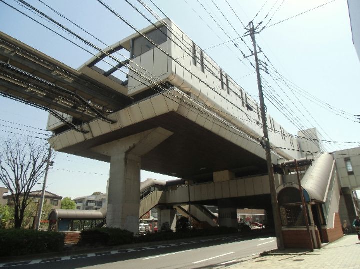 ルピナス守恒の周辺