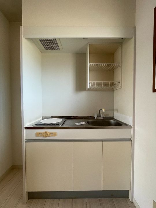 岡山県倉敷市鳥羽(アパート)の賃貸物件のキッチン