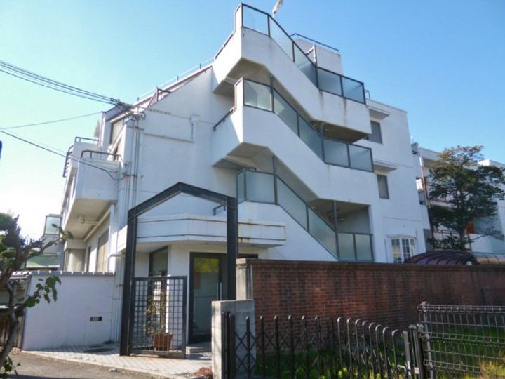 甲子園ハイム2の外観
