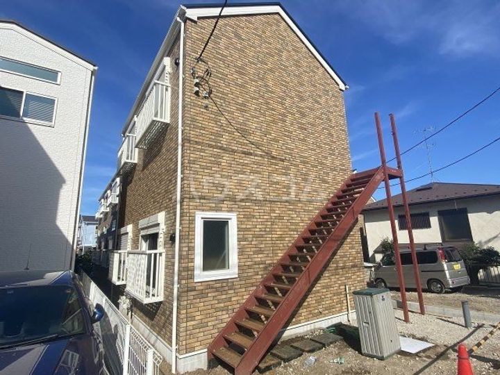 エーデル鶴見の外観