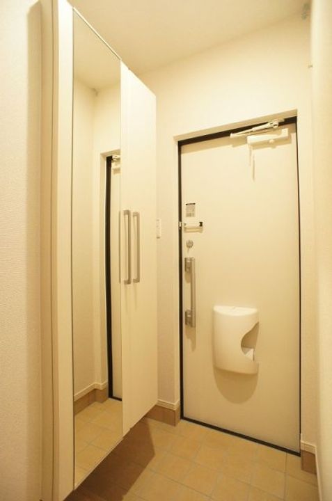 福島県いわき市四倉町上仁井田字南浜(アパート)の賃貸物件の玄関