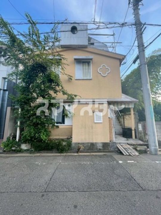 国立コーポの外観