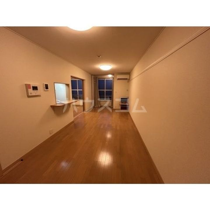 レオパレスベガIの居間