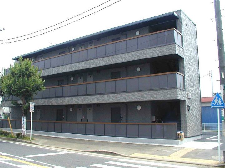 神奈川県秦野市大秦町(マンション)の賃貸物件の外観