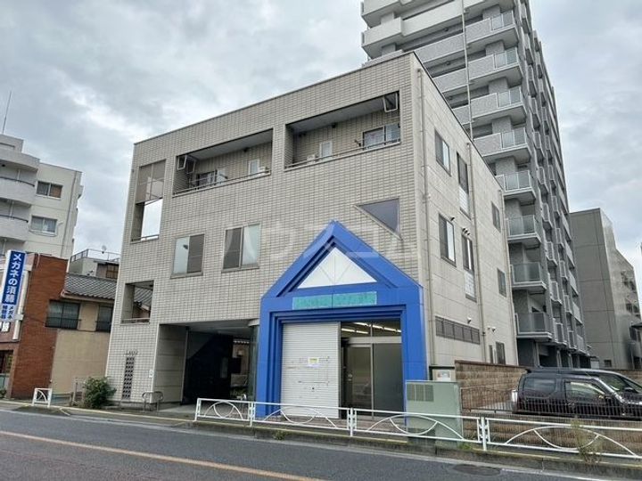 中央ハイツの外観