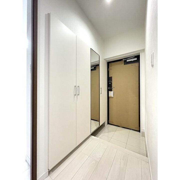 熊本県菊池郡菊陽町大字津久礼(マンション)の賃貸物件の玄関