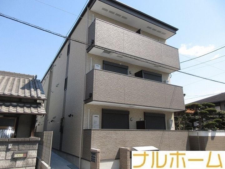 アッシュメゾン加美正覚寺7の外観