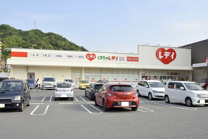 クオーレの周辺