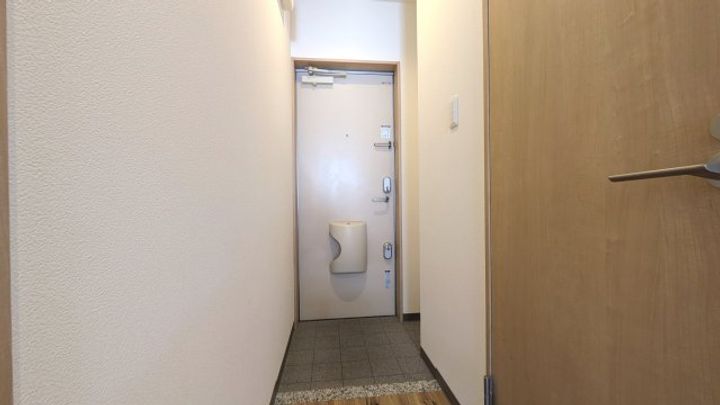Prendre プランドールの玄関