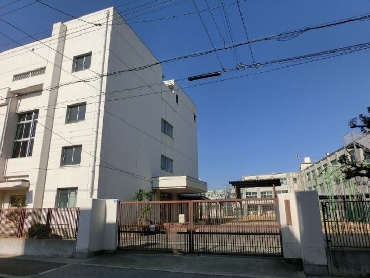 アルカンシェルコート緑橋の周辺