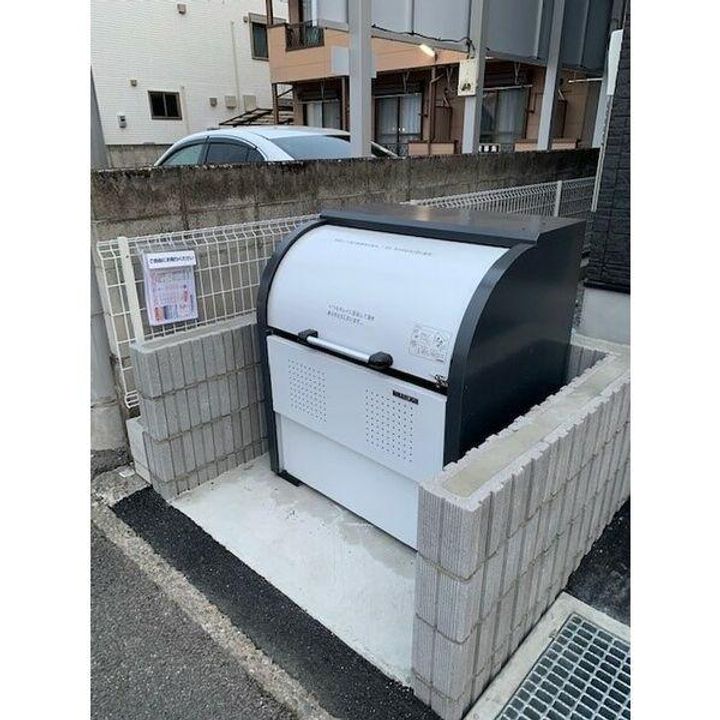 プレミアムガレージ陽東の地図