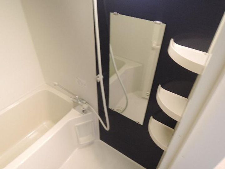 フォンテサラアンピオの風呂