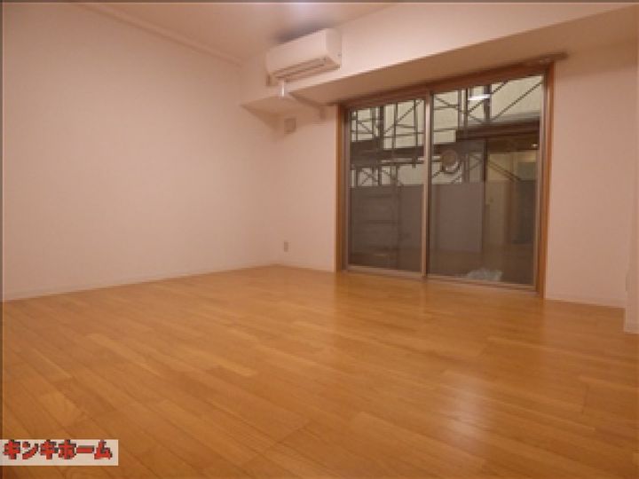 パストラーレ羽衣の内装