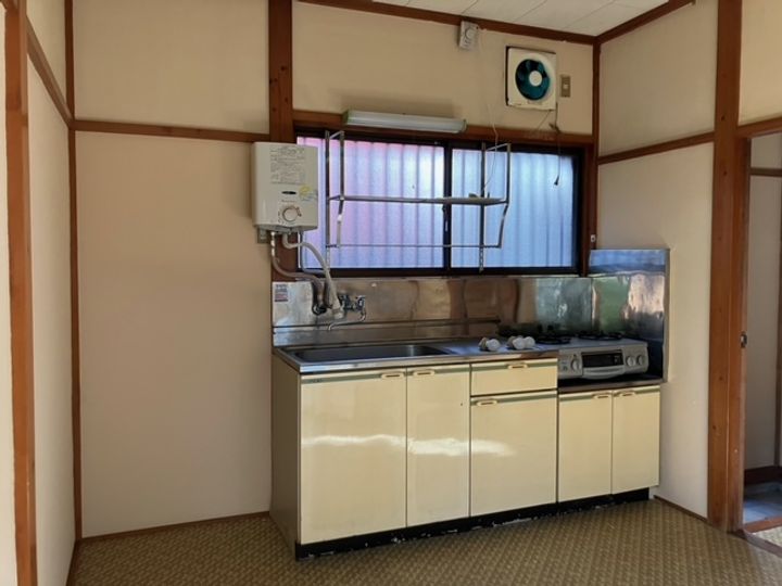 静山荘のキッチン