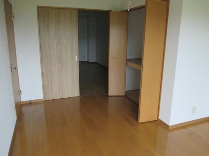 コ-ポ丸藤5の居間