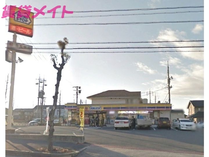 ヴィルアザレA棟の周辺