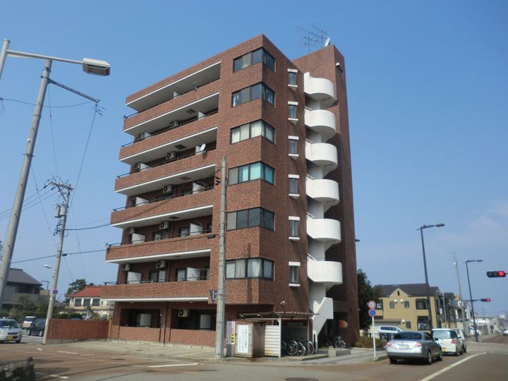 土居原ガーデンヒルズの外観