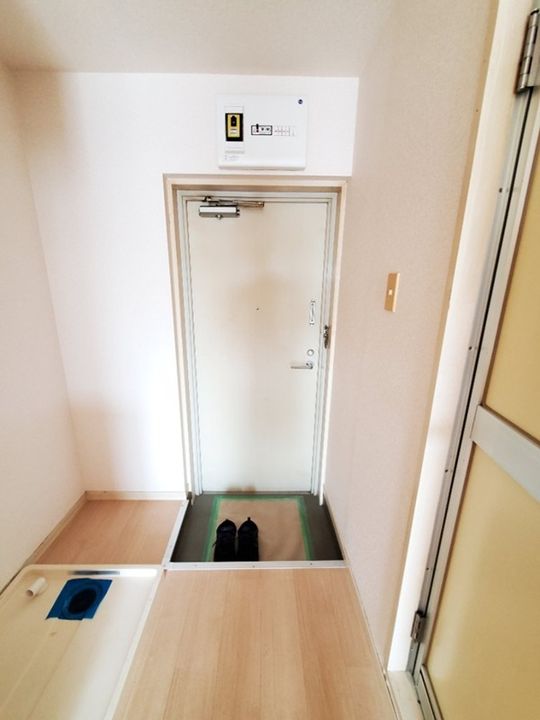 マリンピア茅ヶ崎の玄関