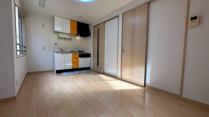 ウィル仲六郷の居間