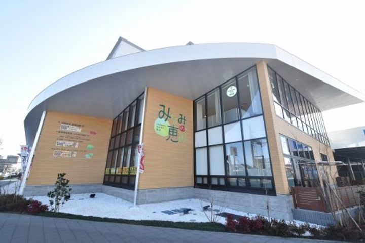 ドリームコート南平の周辺